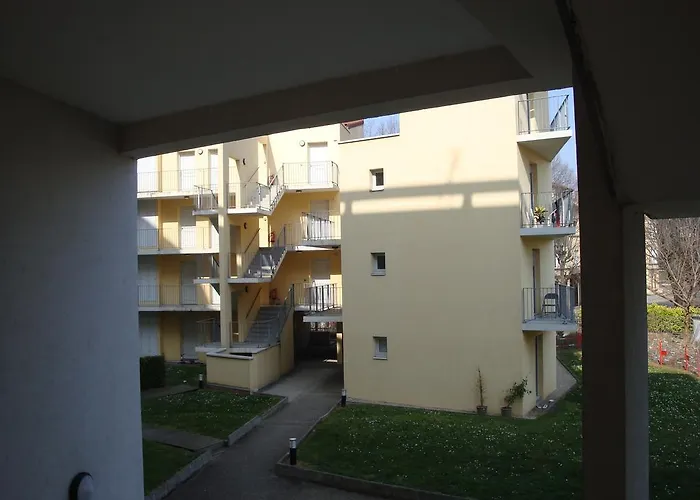 Le Patio Des Traboules